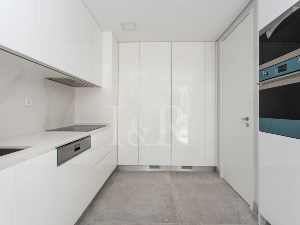 Apartamento T3 para Venda em Carcavelos e Parede Foto 21