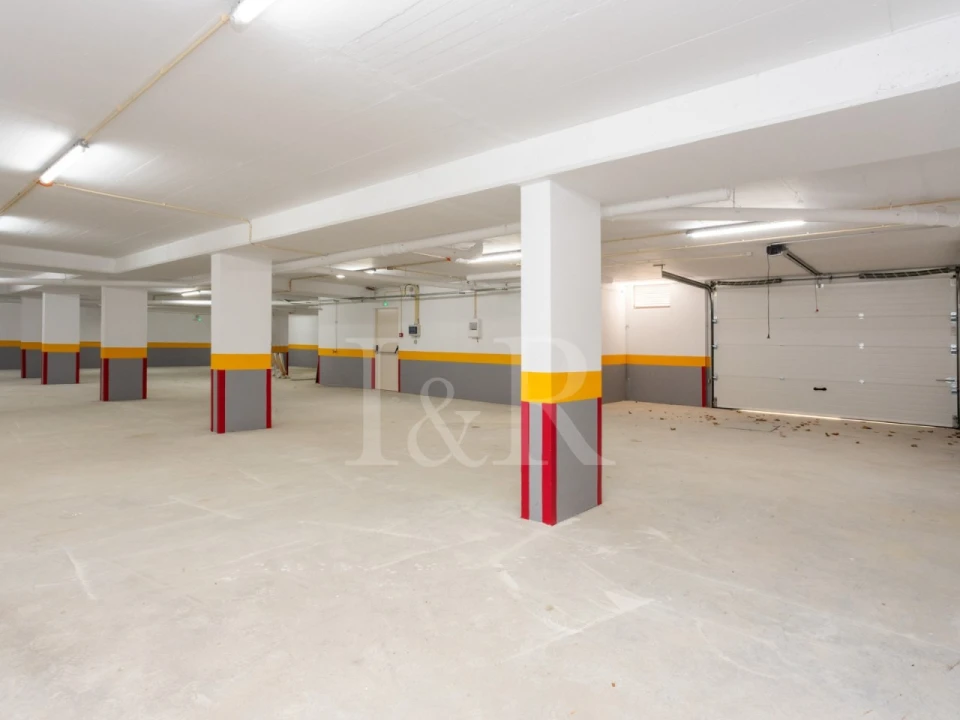 Apartamento T3 para Venda em Carcavelos e Parede Foto 27