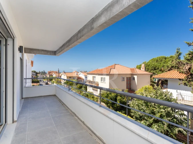 Apartamento T3 para Venda em Carcavelos e Parede Foto 2