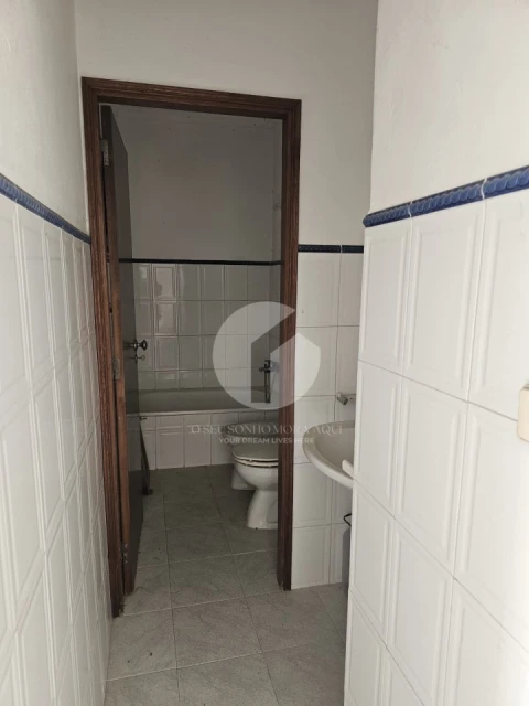 Moradia T3 para Venda em Moncarapacho e Fuseta