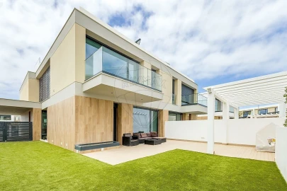 Moradia T3 para Venda em Ericeira