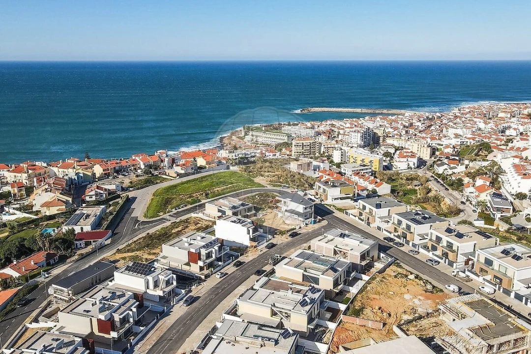 Moradia T3 para Venda em Ericeira Foto 1