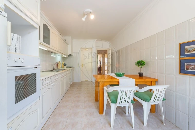 Apartamento T2 para Venda em Cascais e Estoril Foto 13