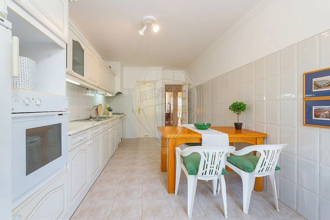 Apartamento T2 para Venda em Cascais e Estoril Foto 13