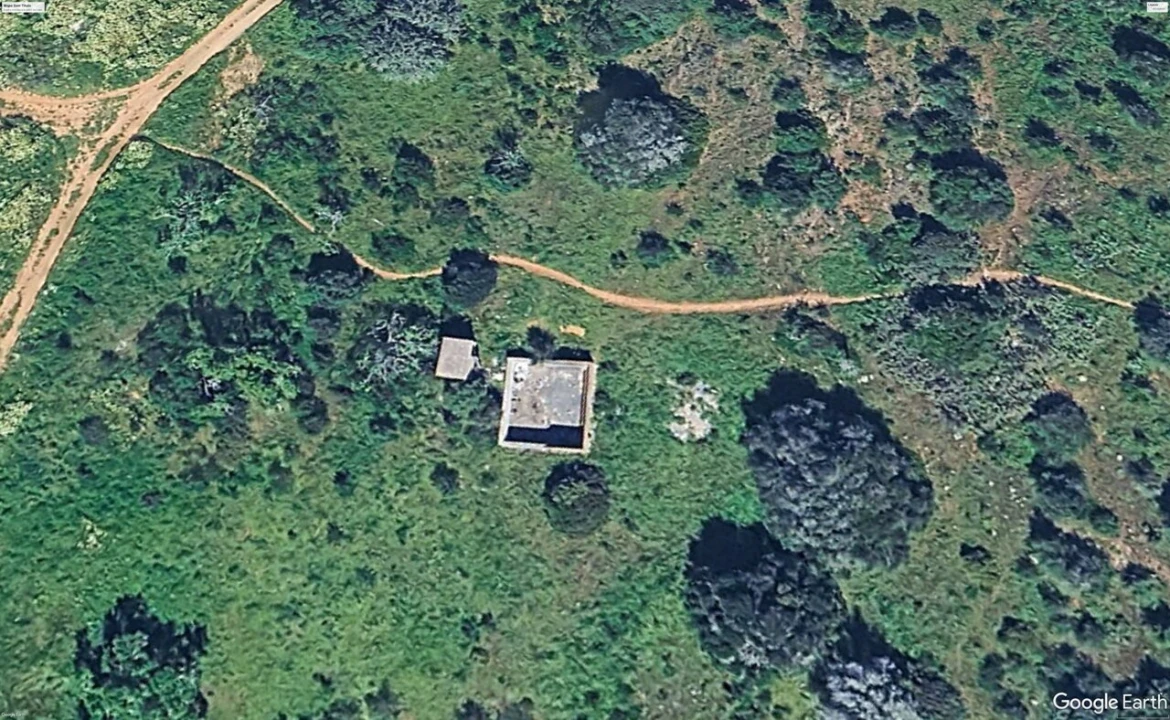 Terreno para Venda em Alvor Foto 8