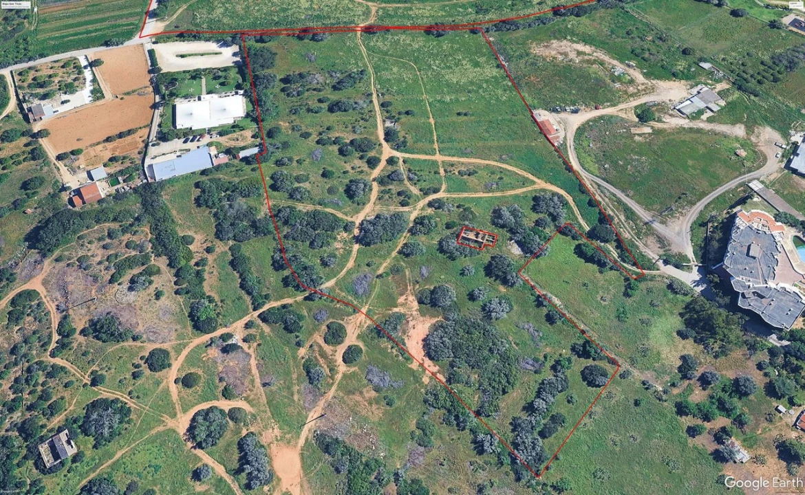Terreno para Venda em Alvor Foto 9