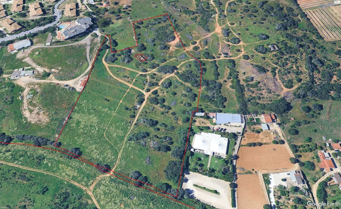 Terreno para Venda em Alvor Foto 15