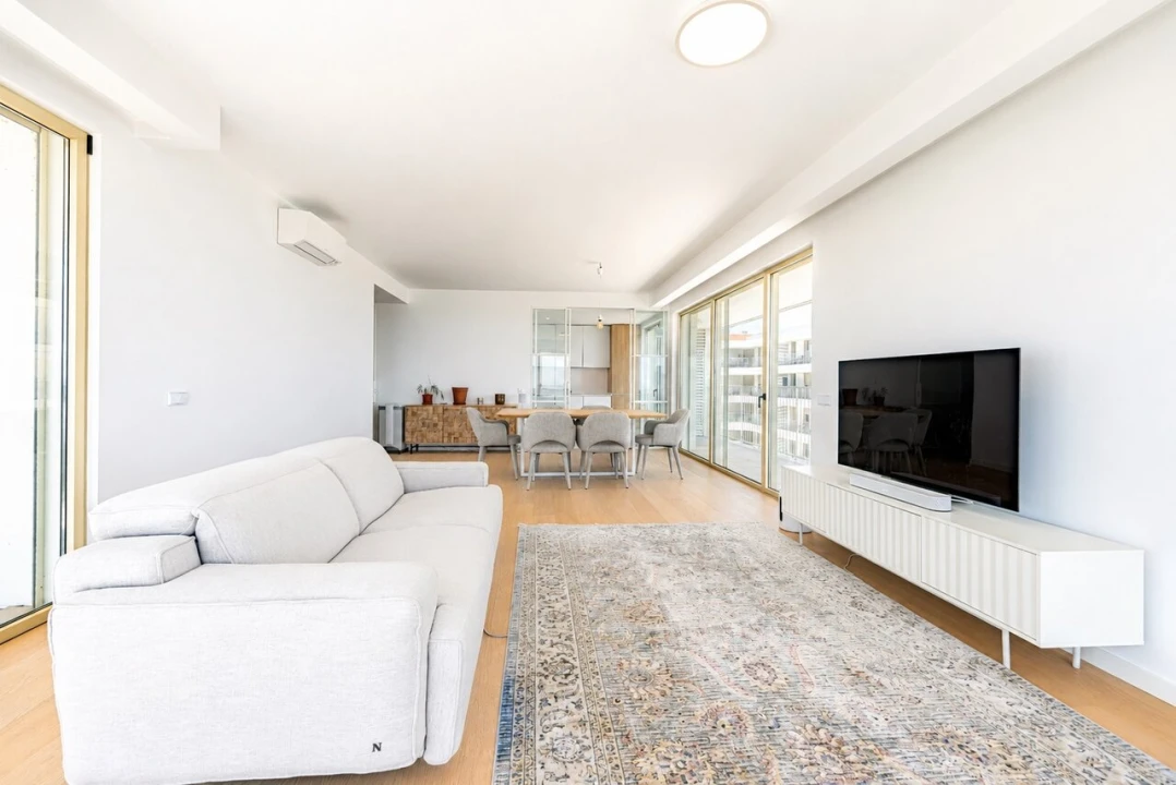 Apartamento T3 para Venda em Faro (Sé e São Pedro) Foto 4