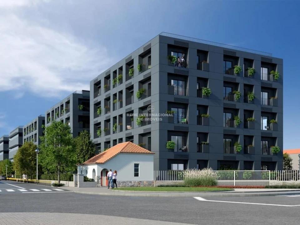 Apartamento T2 para Venda em Carcavelos e Parede Foto 32