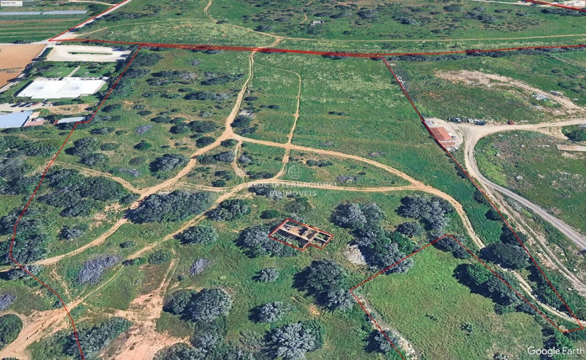 Terreno para Venda em Alvor Foto 5