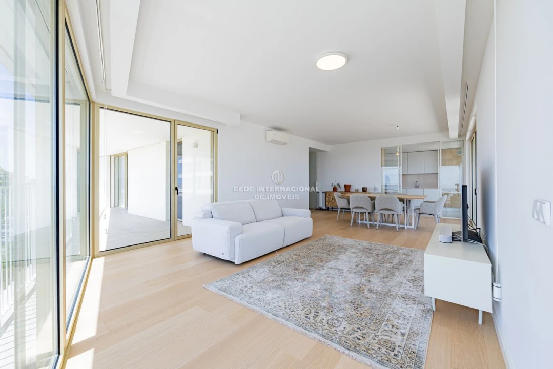 Apartamento T3 para Venda em Faro (Sé e São Pedro) Foto 24