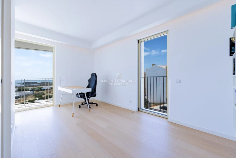 Apartamento T3 para Venda em Faro (Sé e São Pedro) Foto 30