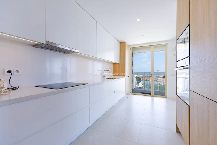 Apartamento T3 para Venda em Faro (Sé e São Pedro) Foto 32