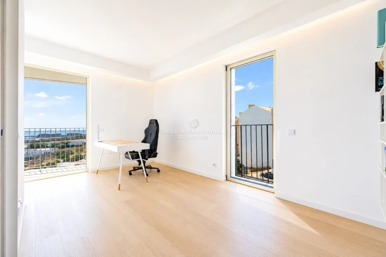 Apartamento T3 para Venda em Faro (Sé e São Pedro) Foto 10