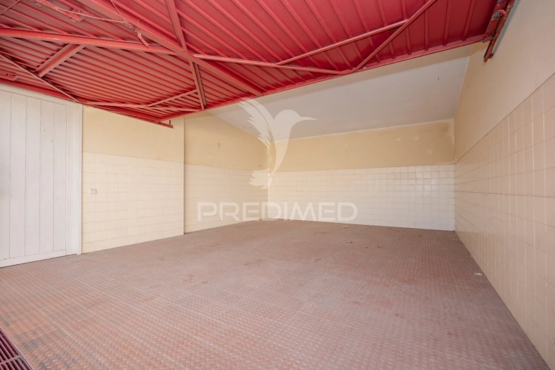 Moradia T4 para Venda em Costa Foto 21