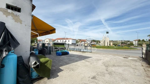 Moradia T3 para Venda em Mirandela