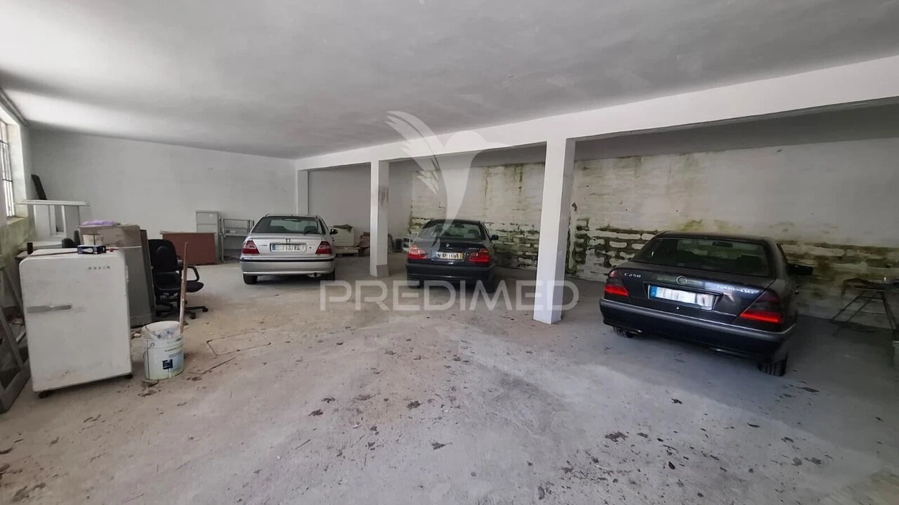 Armazém para Venda em Guarda Foto 7