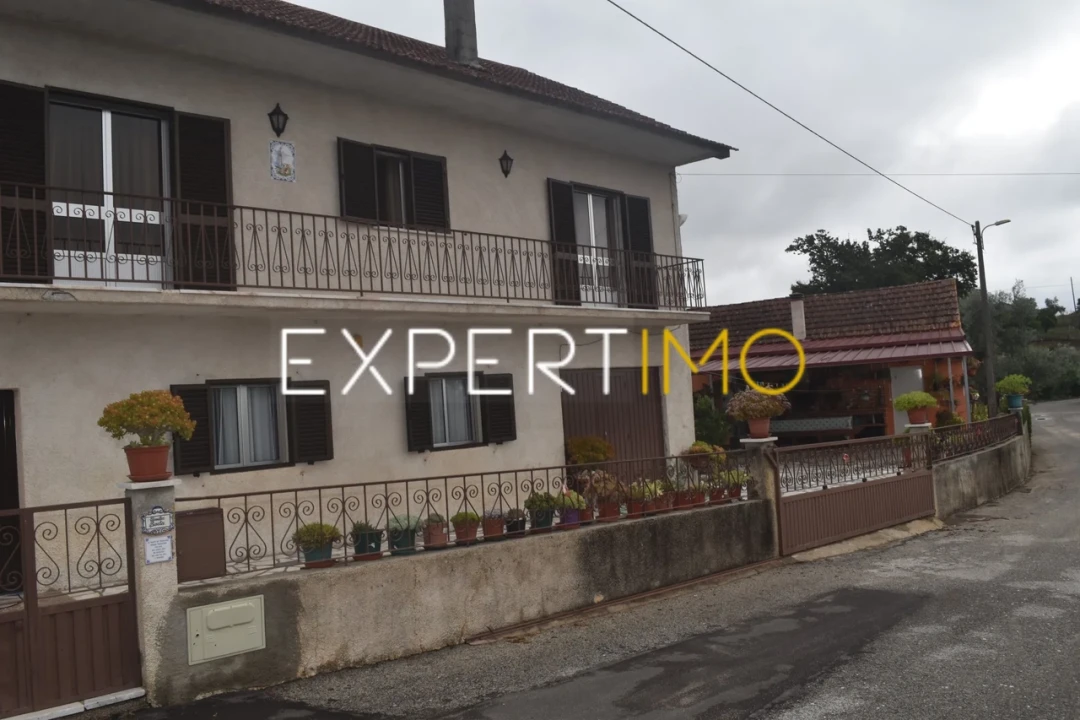 Moradia T5 para Venda em Graça Foto 45
