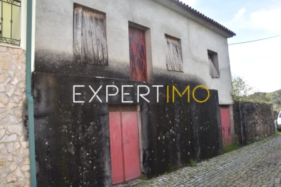 Moradia T0 para Venda em Figueiró dos Vinhos e Bairradas