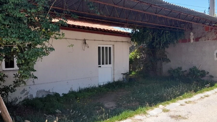 Moradia T3 para Venda em Coimbrão