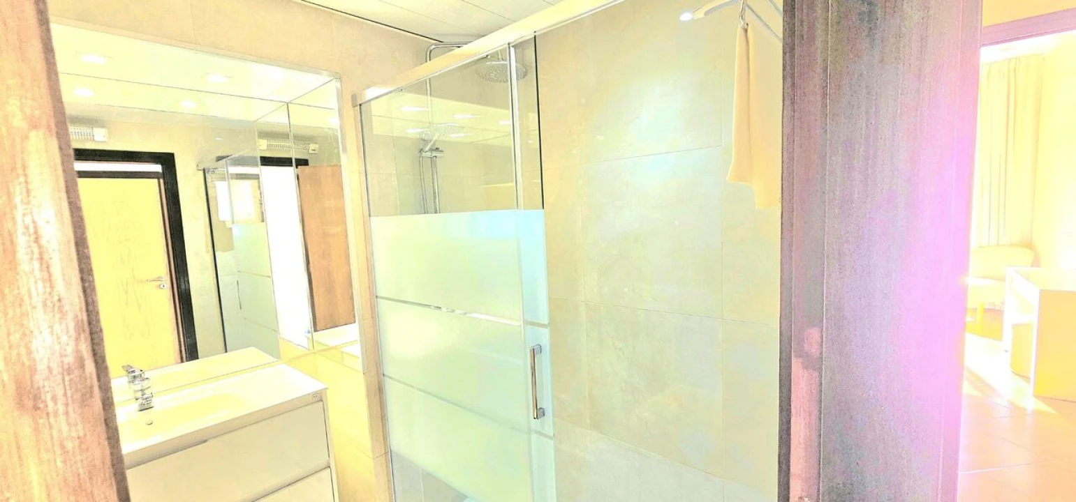 Apartamento T1 para Venda em Albufeira e Olhos de Água Foto 27