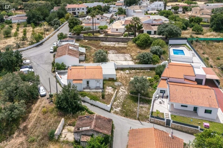 Moradia T3 para Venda em São Brás de Alportel Foto 25