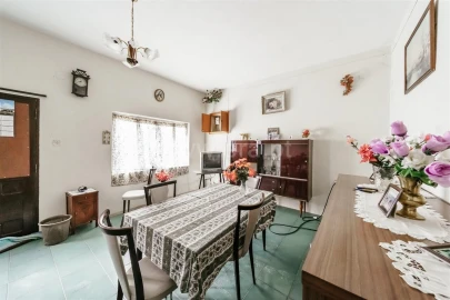 Moradia T4 para Venda em Vale de Prazeres e Mata da Rainha