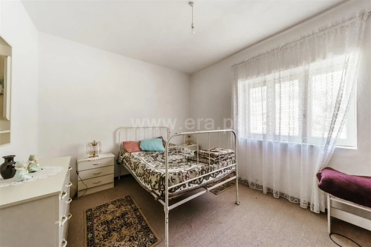 Moradia T4 para Venda em Vale de Prazeres e Mata da Rainha Foto 12