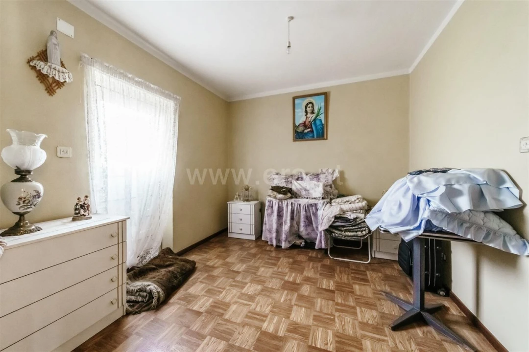 Moradia T4 para Venda em Vale de Prazeres e Mata da Rainha Foto 15