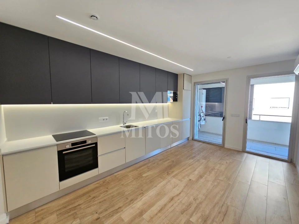 Apartamento T2 para Venda em Darque Foto 1