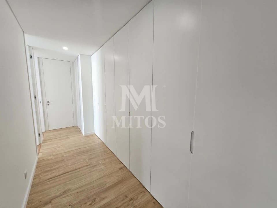 Apartamento T2 para Venda em Darque Foto 15