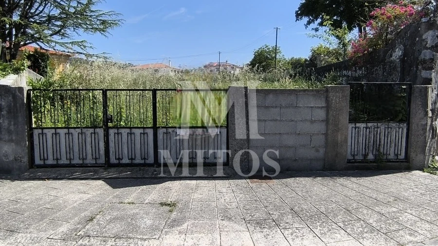 Terreno para Venda em Vila Nova de Anha