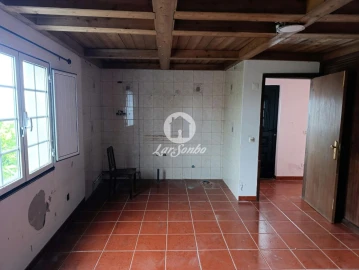 Moradia T2 para Venda em Cedros