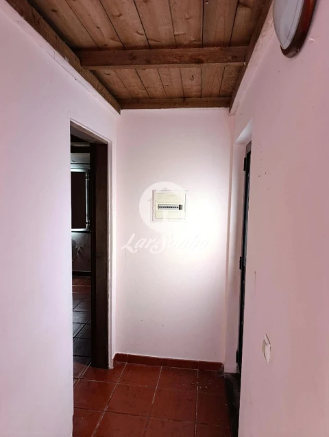 Moradia T2 para Venda em Cedros