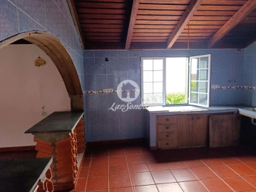 Moradia T2 para Venda em Cedros
