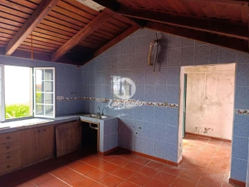 Moradia T2 para Venda em Cedros