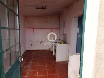 Moradia T2 para Venda em Cedros