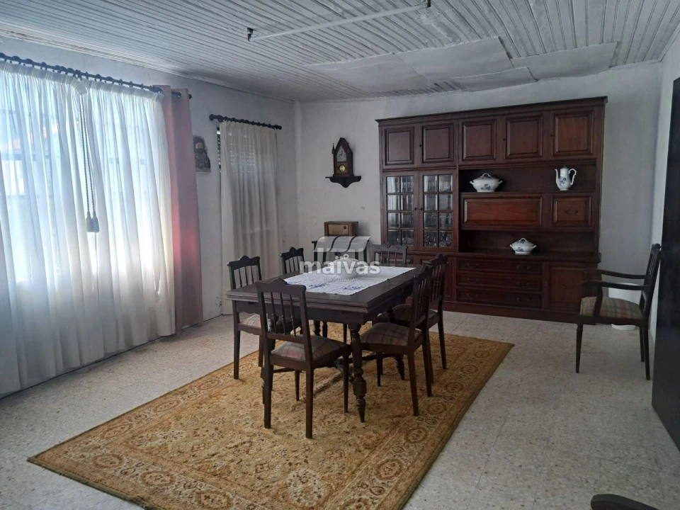 Moradia T4 para Venda em Crasto, Ruivos e Grovelas Foto 1