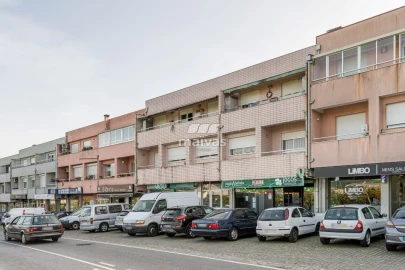 Apartamento T3 para Venda em Merelim (São Pedro) e Frossos