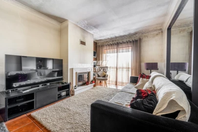 Apartamento T3 para Venda em Merelim (São Pedro) e Frossos