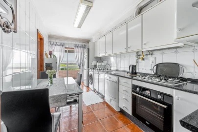 Apartamento T3 para Venda em Merelim (São Pedro) e Frossos
