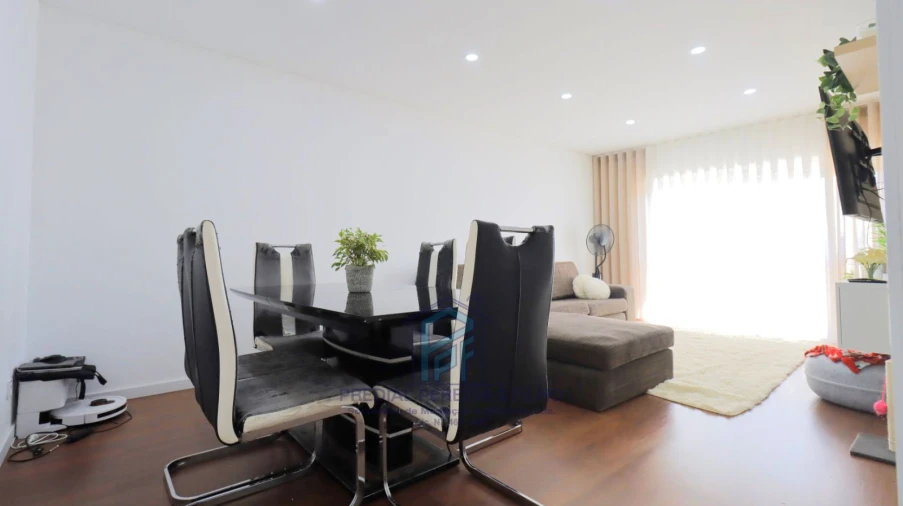 Apartamento T3 para Venda em Rio Tinto Foto 3