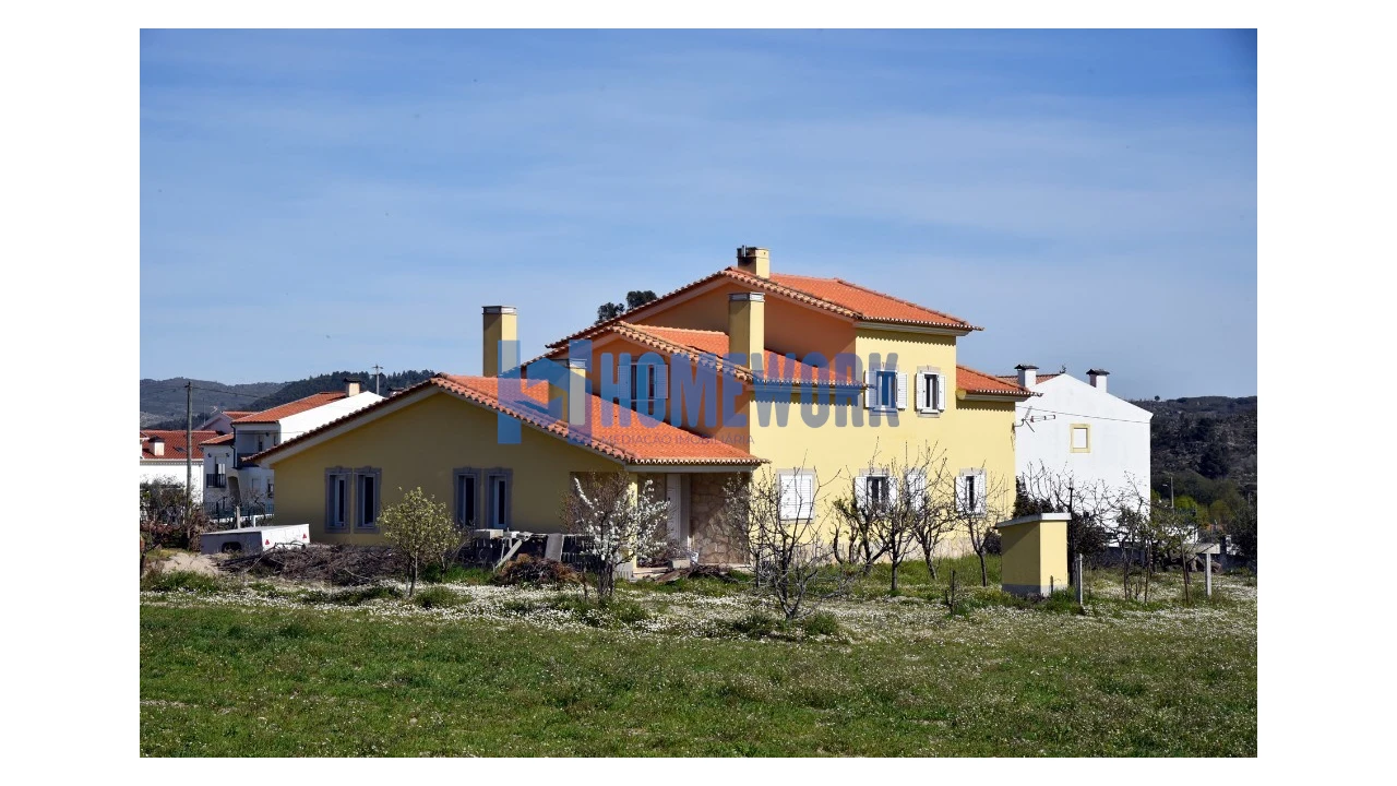 Moradia T3 para Venda em Belmonte e Colmeal da Torre Foto 4