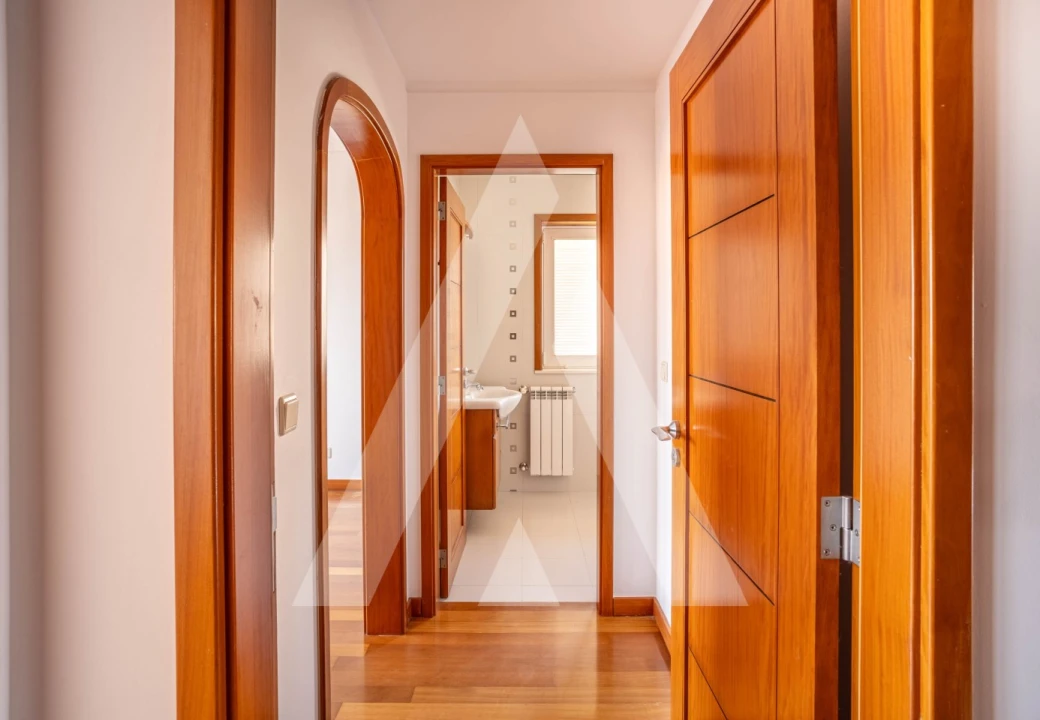 Apartamento T2 para Venda em Aradas Foto 17