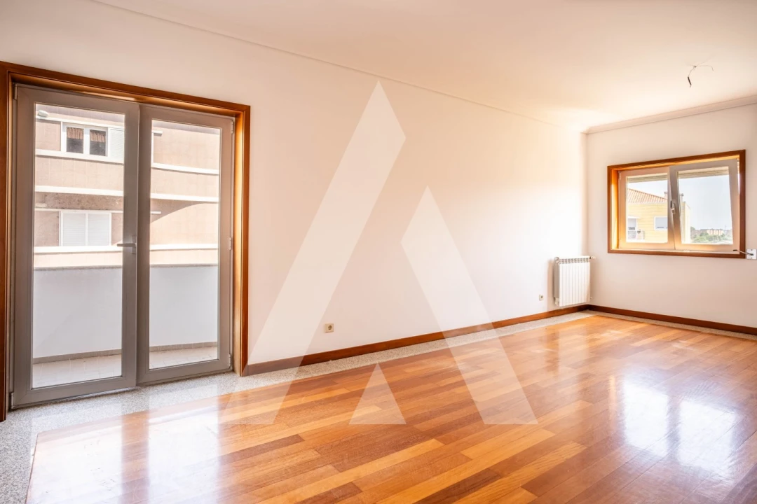 Apartamento T2 para Venda em Aradas Foto 4