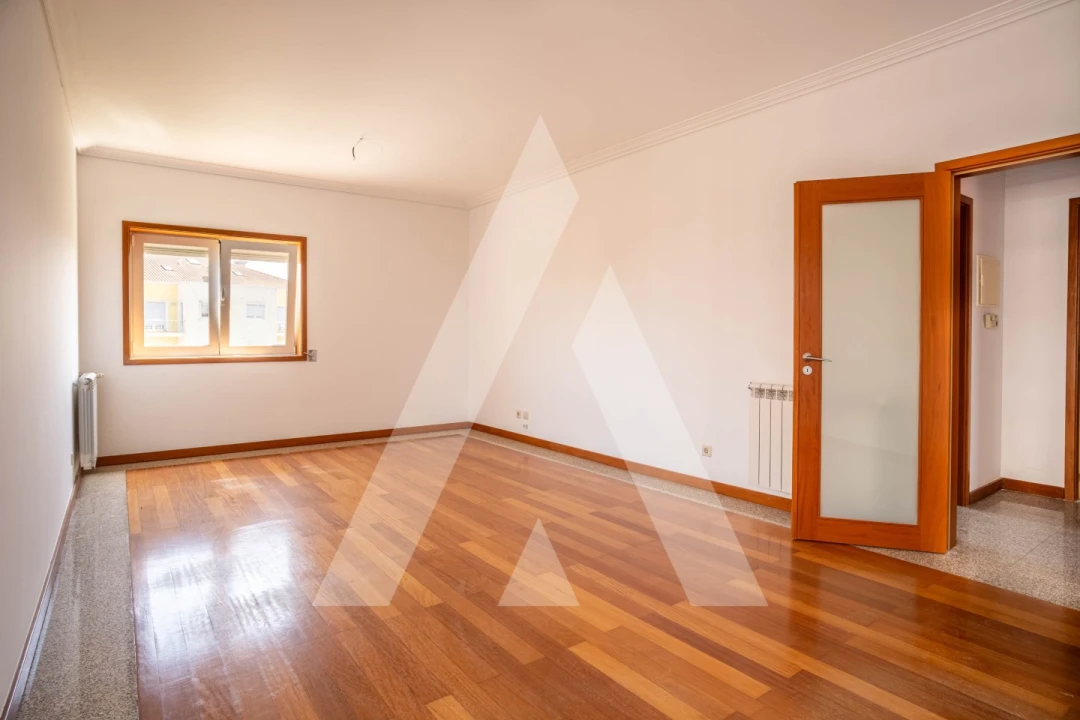 Apartamento T2 para Venda em Aradas Foto 1