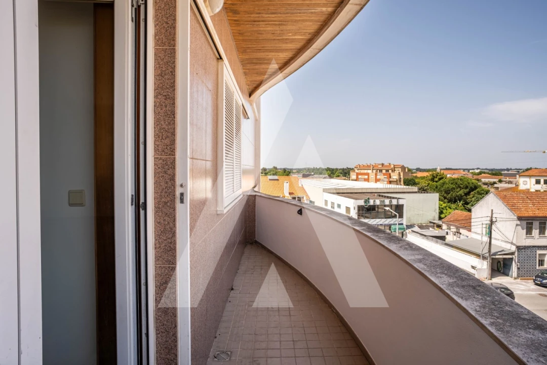 Apartamento T2 para Venda em Aradas Foto 10