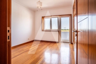 Apartamento T2 para Venda em Aradas