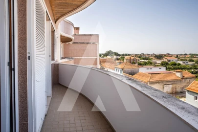 Apartamento T2 para Venda em Aradas
