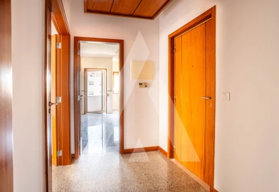 Apartamento T2 para Venda em Aradas